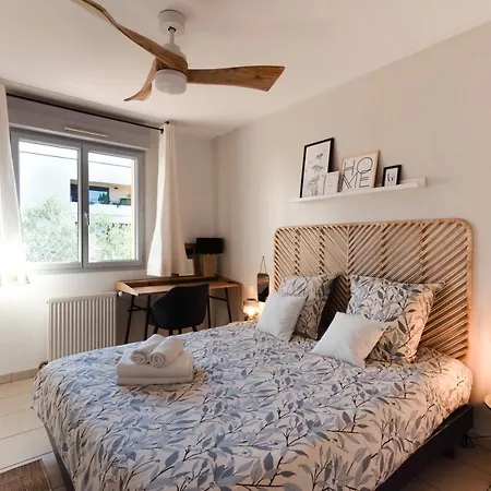Semesterbostad Guilhermy - Maison Contemporaine Avec Jardin *